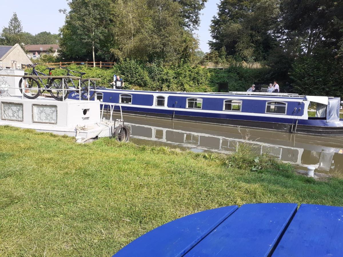 The Barge Inn Bradford-On-Avon Extérieur photo